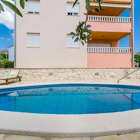 Melita Lägenhet Trogir