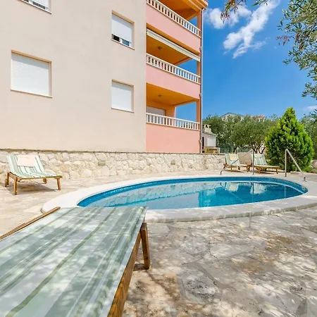Apartament Melita