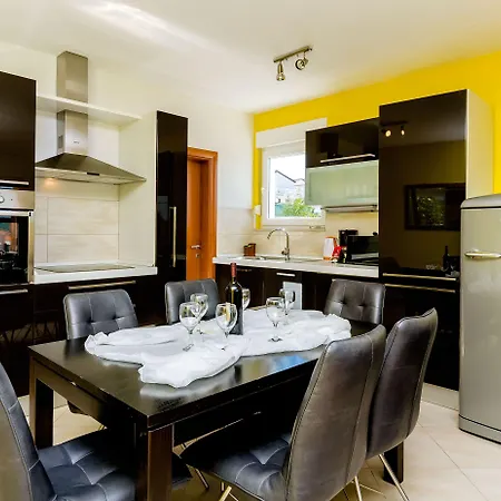 Melita Apartman Trogir