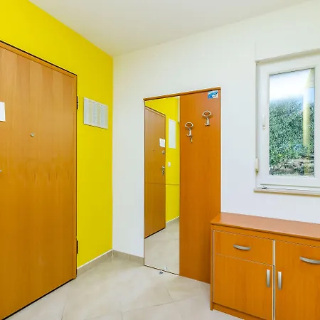 Melita Appartamento Traù